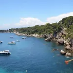 Deux Pieces Climatise Calme Dans Le Vieil Lägenhet *