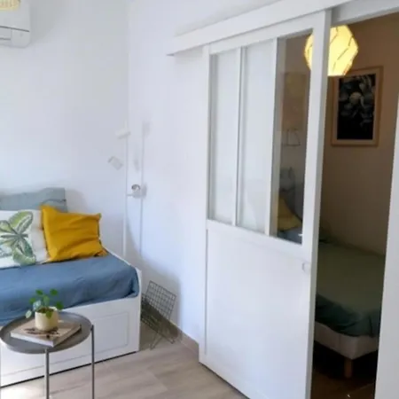 Διαμέρισμα Deux Pieces Climatise Calme Dans Le Vieil Αντίμπ